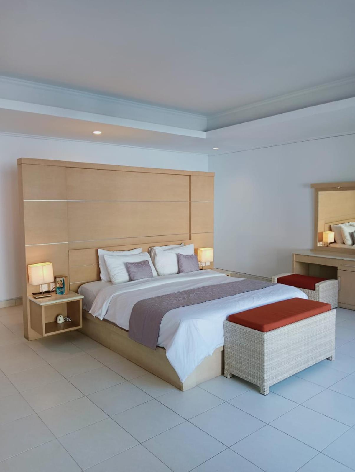 Glisten Up Villa Beach Side Sanur! Exterior photo